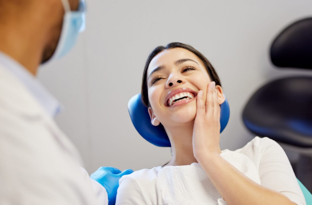 4 Signs It’s Time To Consider Both Cosmetic And Restorative Dentistry